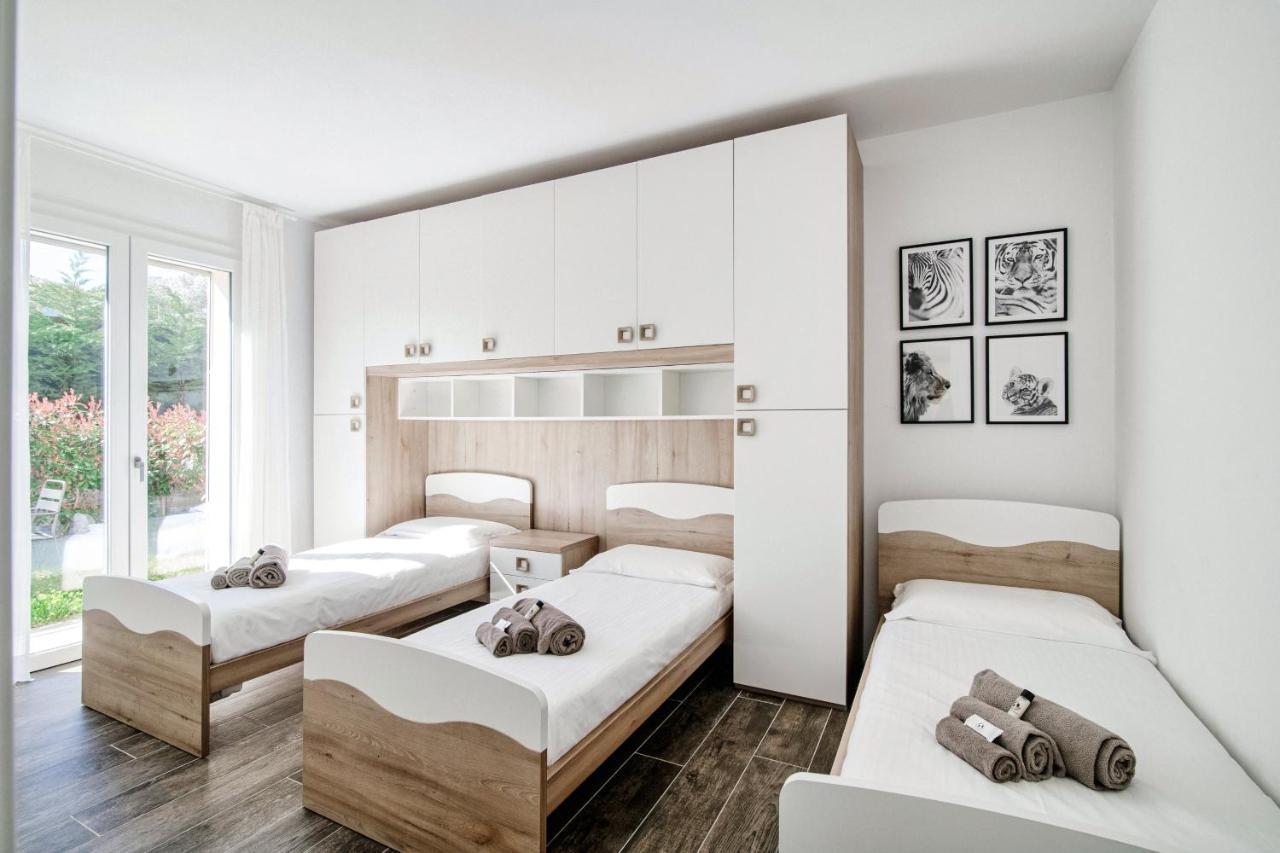 Silvia Lenno House - The House Of Travelers Apartment Bagian luar foto
